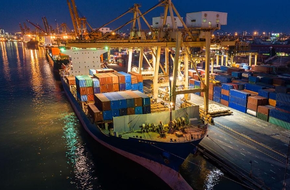 青島貨代成為了連接海陸、促進全球貿(mào)易往來的重要橋梁