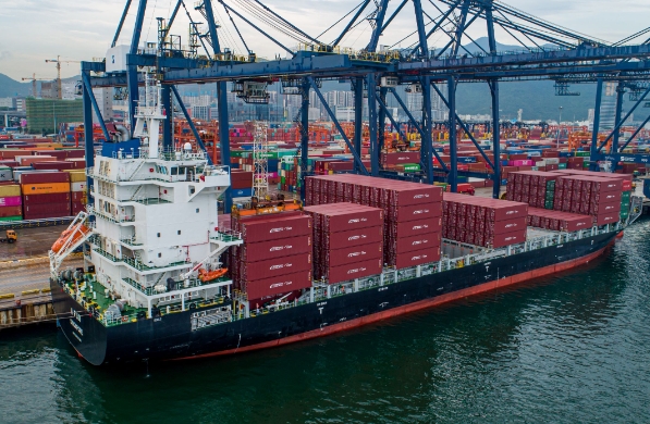 天津國際物流促進天津市場的繁榮，為區(qū)域經濟增長注入了新的活力