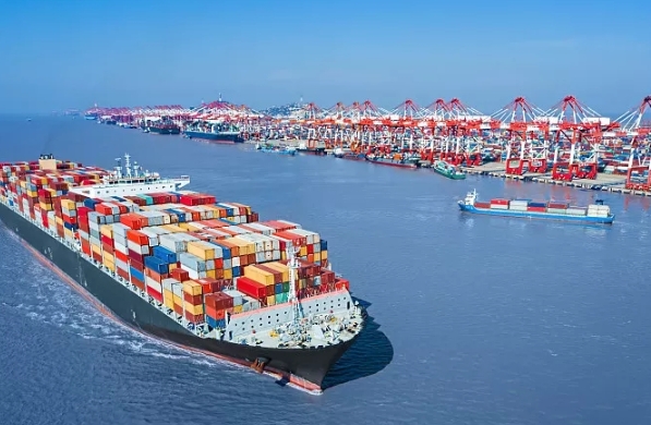 海外物流公司不僅是貿(mào)易的橋梁，更是經(jīng)濟和文化交流的使者