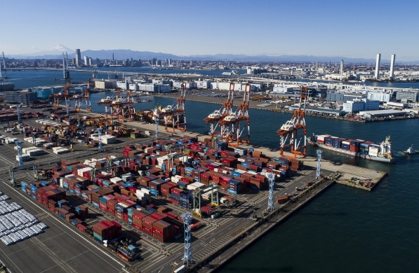 上海貨代公司如何憑借其智慧與策略，在激烈的競爭中脫穎而出